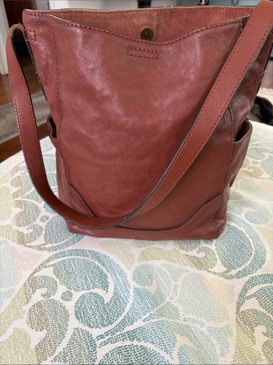 Frye Handbags - Frye Rust brown leather bucket bag